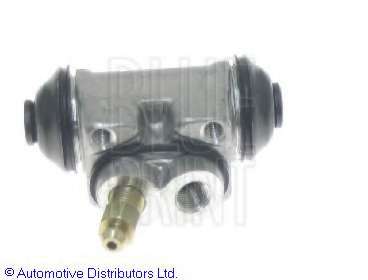 Колесный тормозной цилиндр