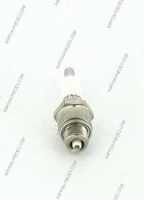 Свеча зажигания